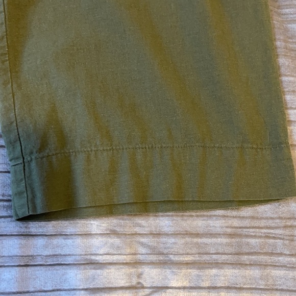 Wet Seal Capris - Picture 3 of 7